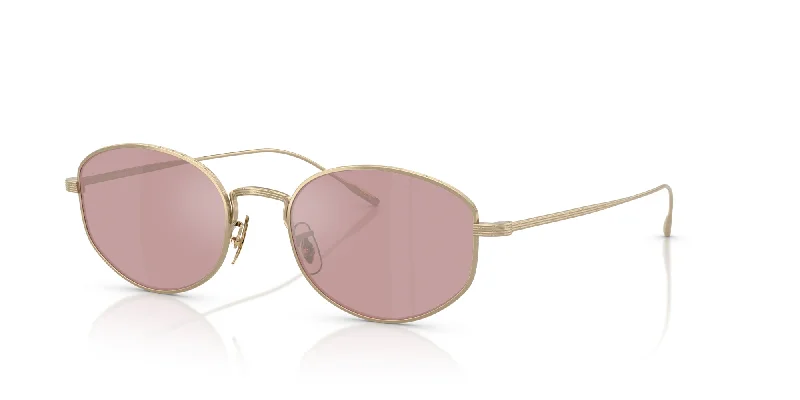 Soft Gold/Magenta Photochromic