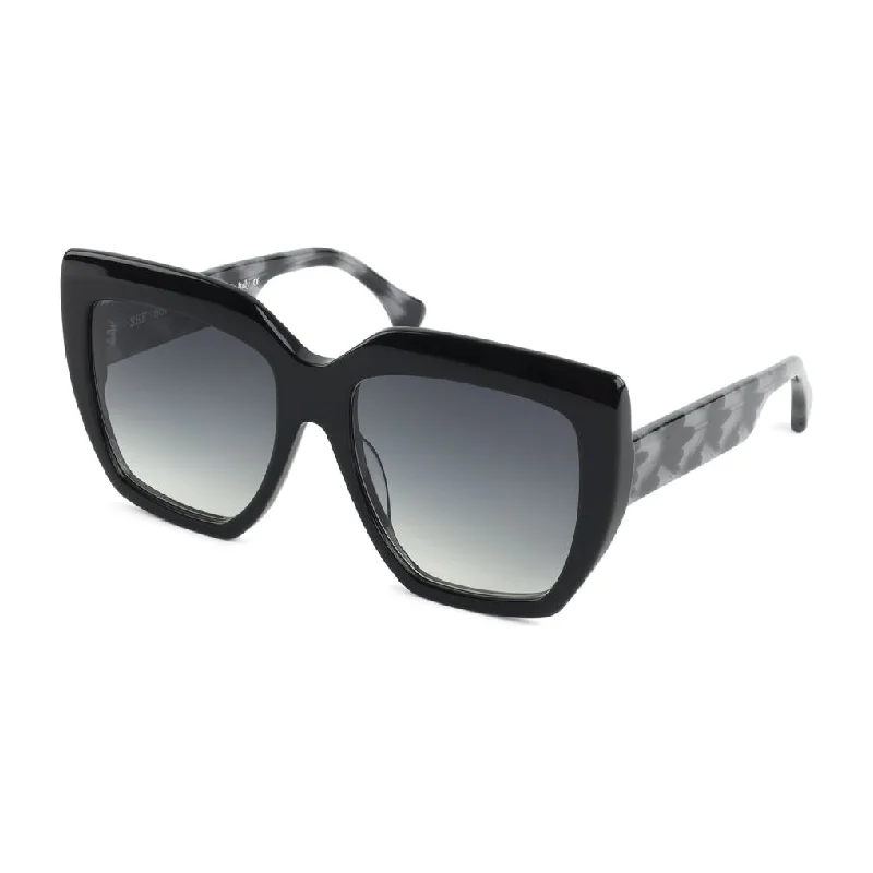 Black / Black Tortoise - Grey Gradient Lens